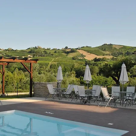 Casa di campagna Nelle Marche Montalto delle Marche